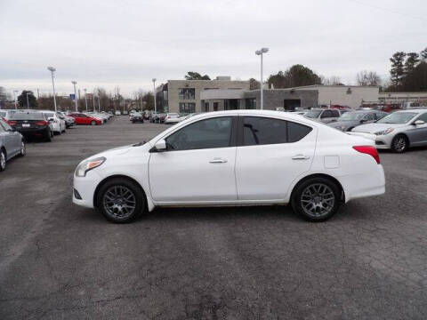 2016 Nissan Versa 1.6 SV