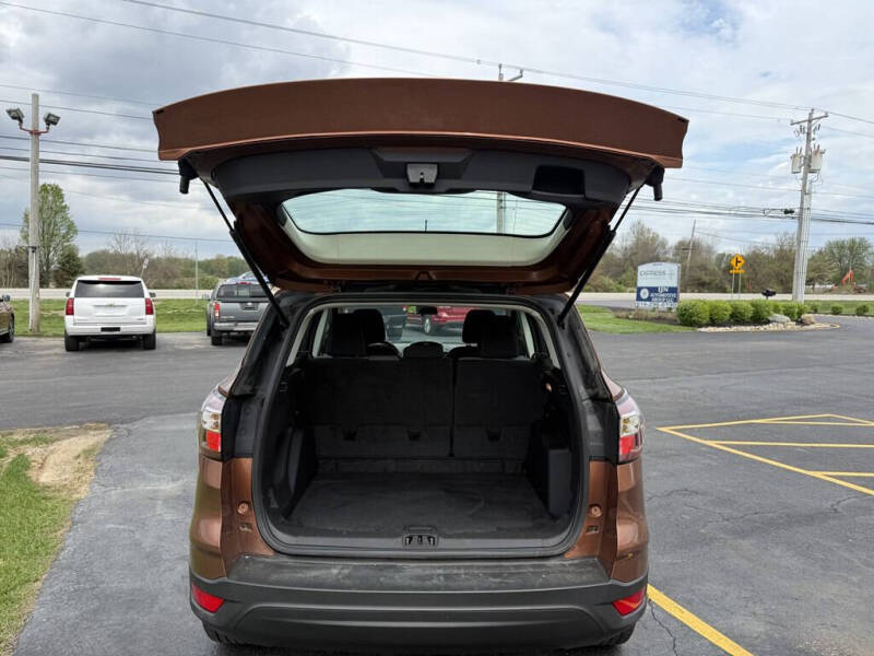 2017 Ford Escape S