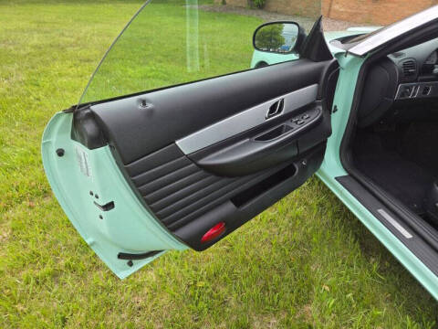 2004 Ford Thunderbird Deluxe