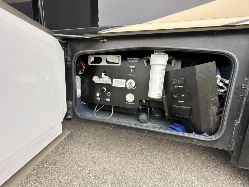 2015 Fleetwood RV Excursion 35B