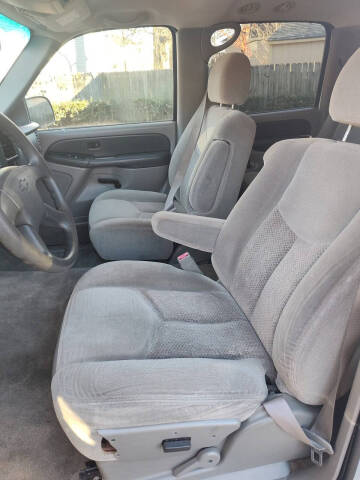 2003 Chevrolet Suburban 2500