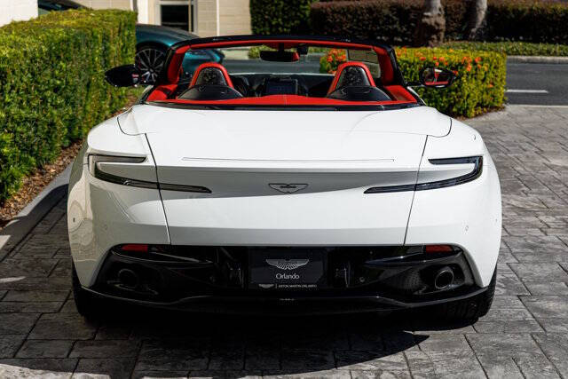2019 Aston Martin DB11 Volante