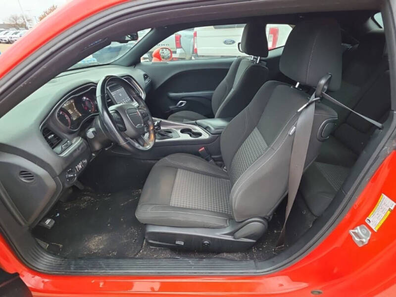 2021 Dodge Challenger SXT