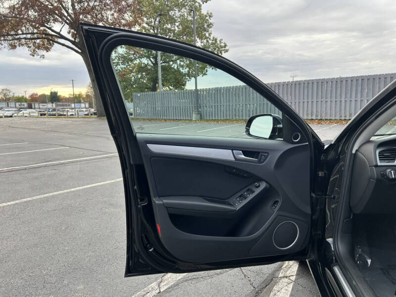 2010 Audi A4 2.0T quattro Prestige