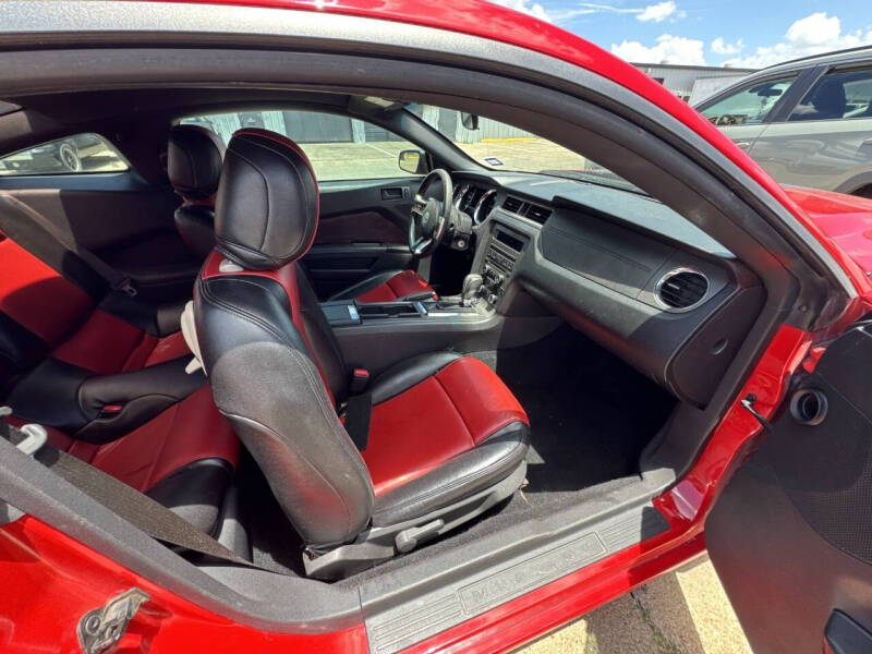 2014 Ford Mustang V6