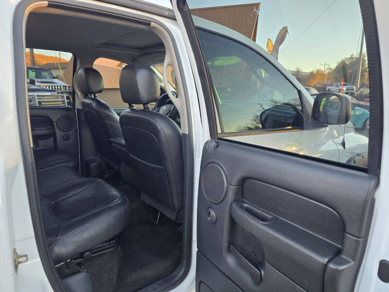 2005 Dodge Ram 1500 SLT
