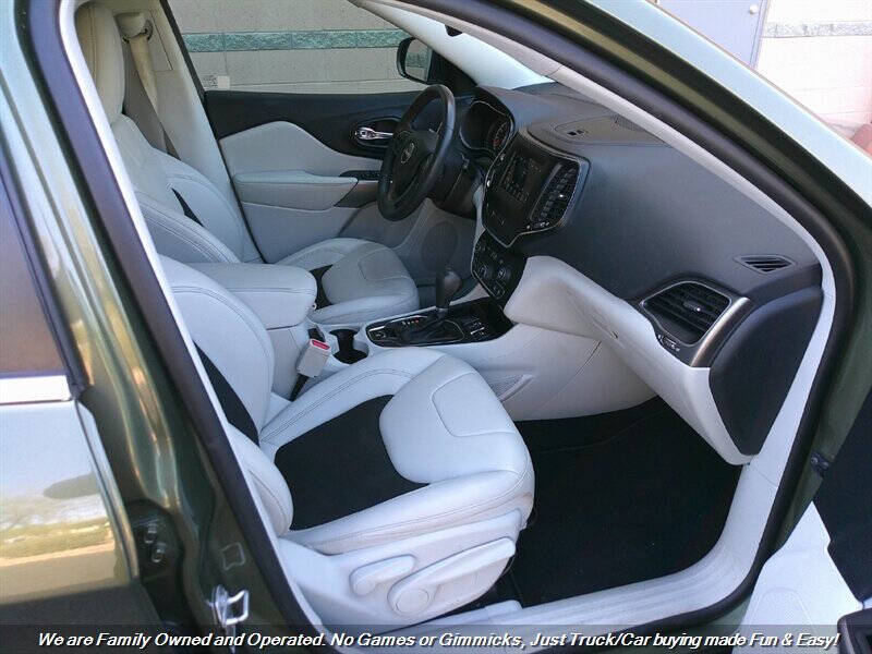 2021 Jeep Cherokee Latitude Plus