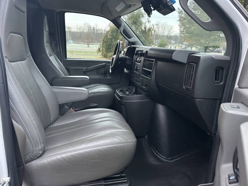 2019 Chevrolet Express 3500