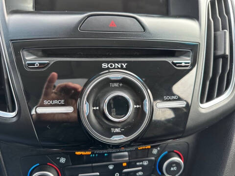 2018 Ford Focus Titanium