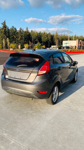 2017 Ford Fiesta SE