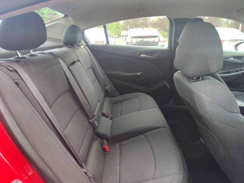 2017 Chevrolet Cruze LT Auto
