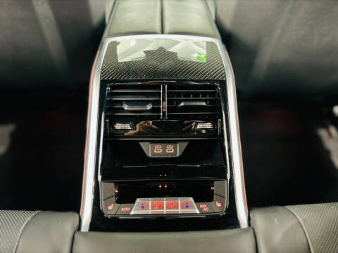 2022 BMW M8 Competition