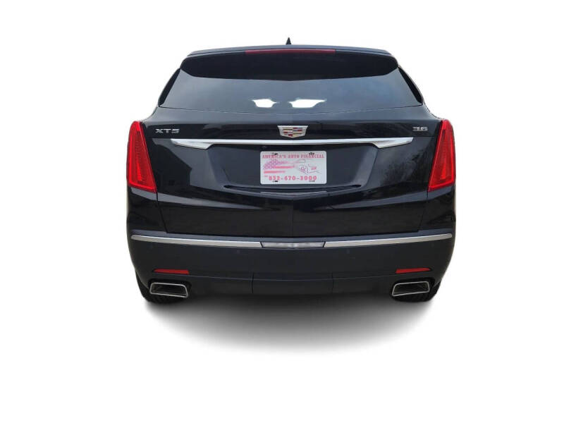 2017 Cadillac XT5 Luxury