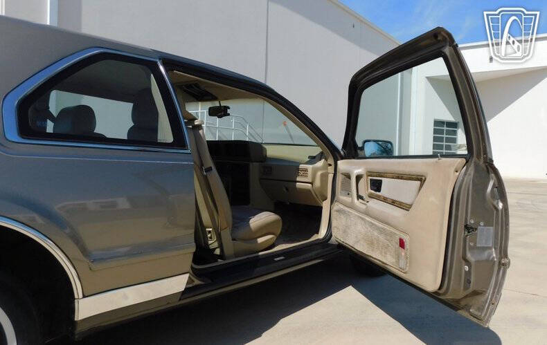 1986 Lincoln Mark VII