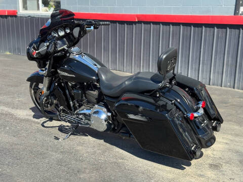 2014 Harley-Davidson Street Glide Custom
