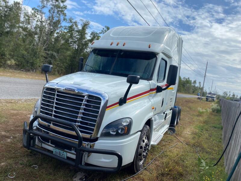 2017 Freightliner Cascadia for sale in Panama City, FL