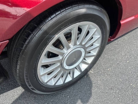 2004 Ford Thunderbird Deluxe