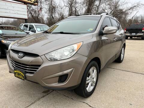 2012 Hyundai Tucson for sale at Town and Country Auto Sales in Jefferson City MO