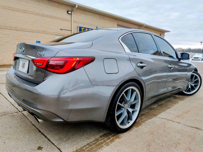 2018 Infiniti Q50 2.0T Luxe