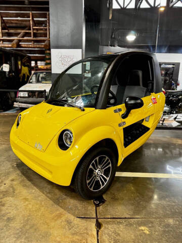 2024 KITE SHUTTLE EV TRIKE 55 MPH 90 MIL