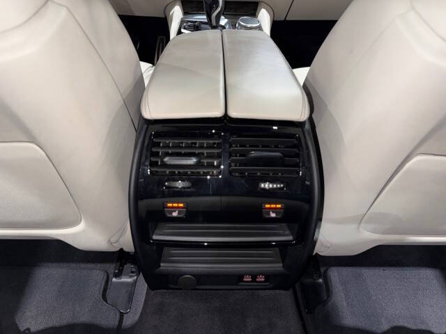 2021 BMW 5 Series M550i xDrive