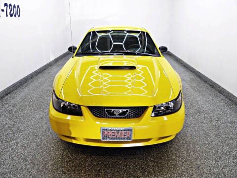 2004 Ford Mustang GT Deluxe