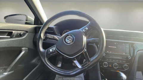 2020 Volkswagen Passat R-Line