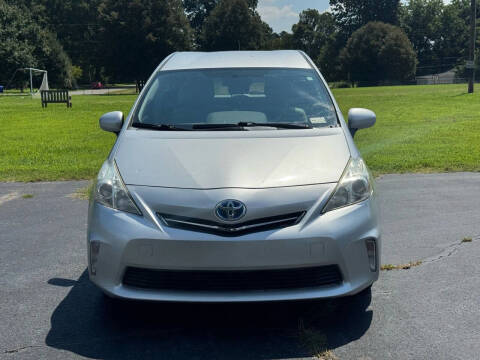 2012 Toyota Prius v