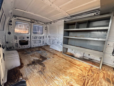 2004 Ford E-Series E-150