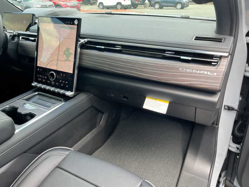 2025 GMC Sierra EV Denali