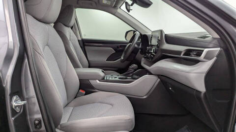 2021 Toyota Highlander L