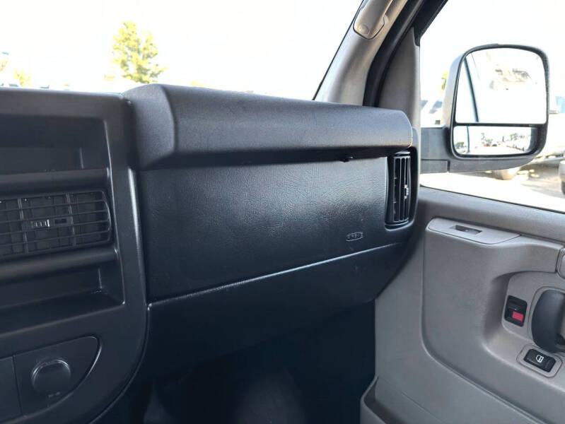 2013 Chevrolet Express 2500