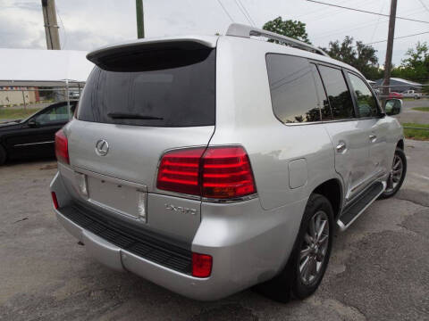 2011 Lexus LX 570