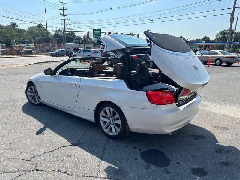 2011 BMW 3 Series 328i