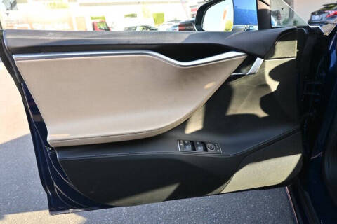 2017 Tesla Model S 75D