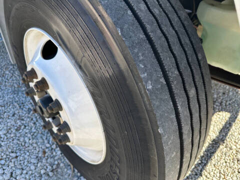 2022 Freightliner M2 106