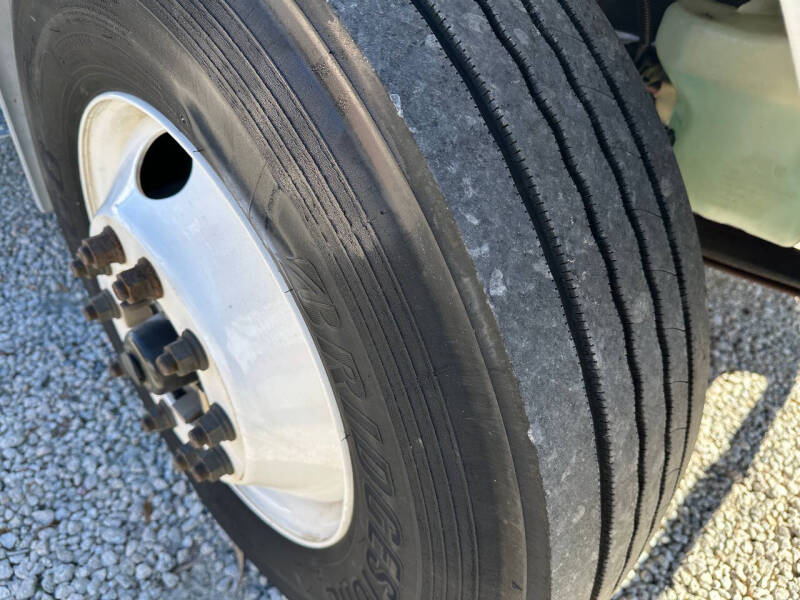 2022 Freightliner M2 106