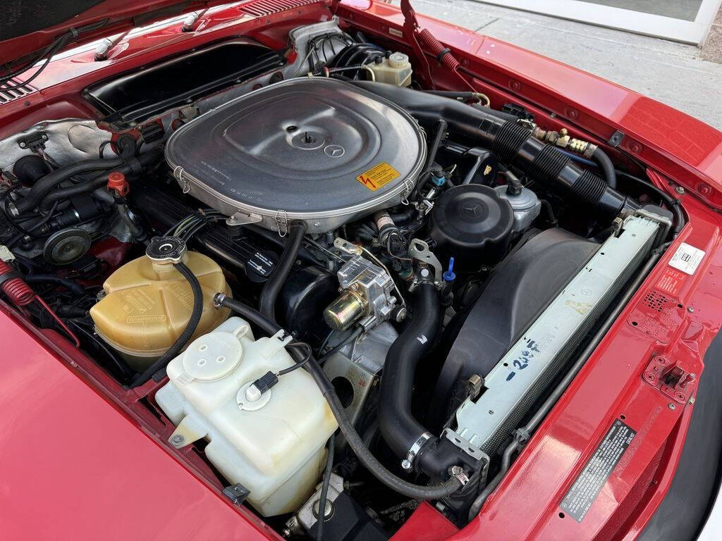 1989 Mercedes-Benz 560-Class 26