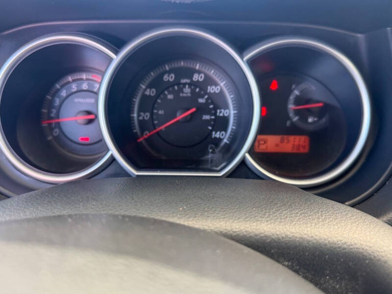 2011 Nissan Versa 1.8 S