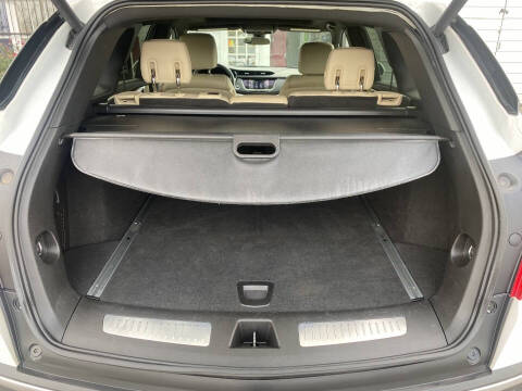 2017 Cadillac XT5 Luxury