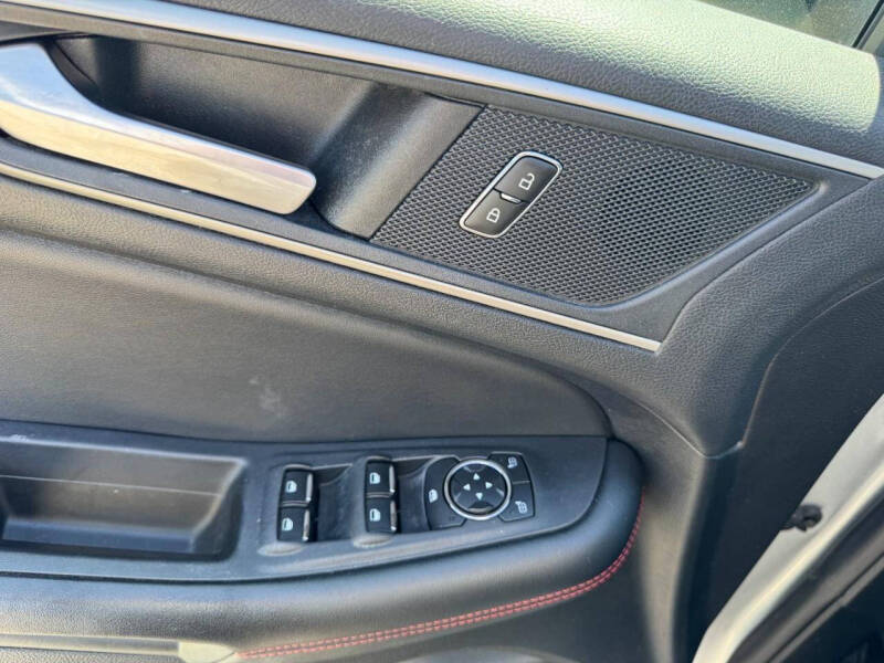 2022 Ford Edge ST-Line