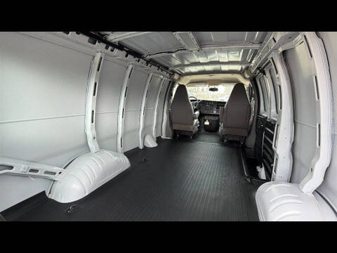 2026 Chevrolet Express 2500