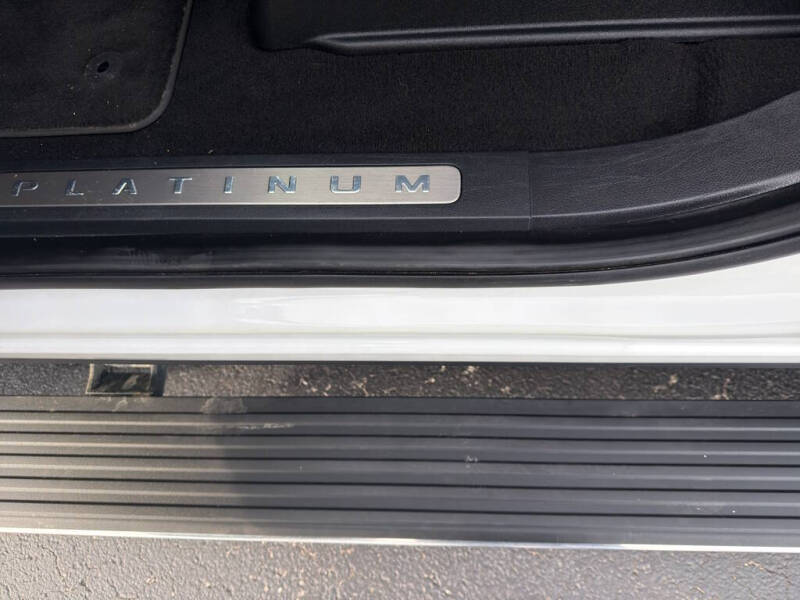 2024 Ford Expedition MAX Platinum