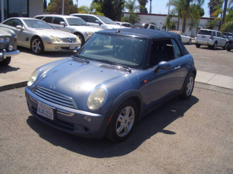 2007 MINI Cooper for sale at Gaynor Imports in Stanton CA