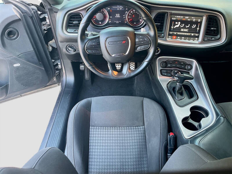 2022 Dodge Challenger