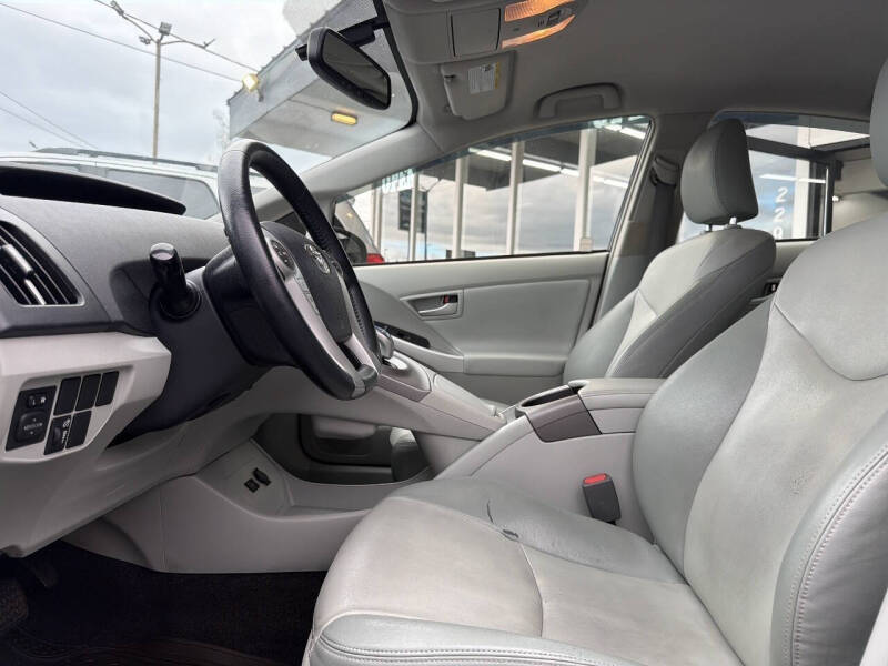 2014 Toyota Prius Four