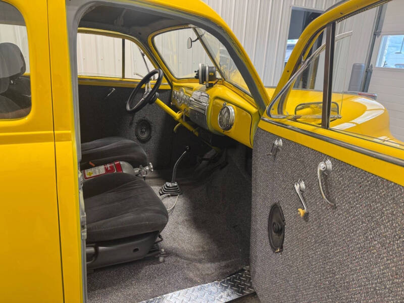 1948 Pontiac Silver Streak