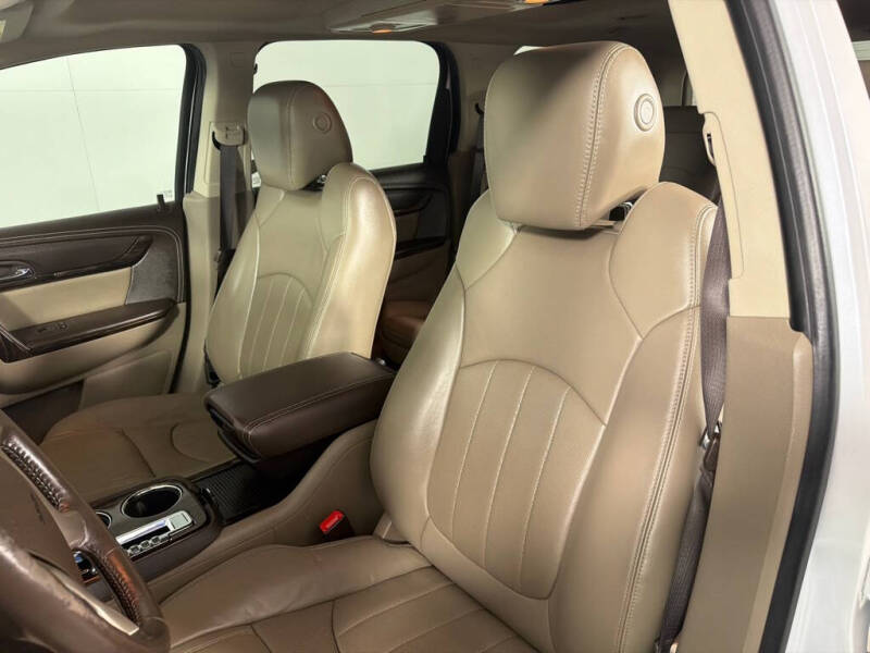 2016 GMC Acadia Denali