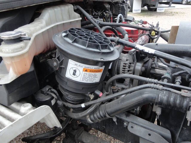 2008 Freightliner M2 106
