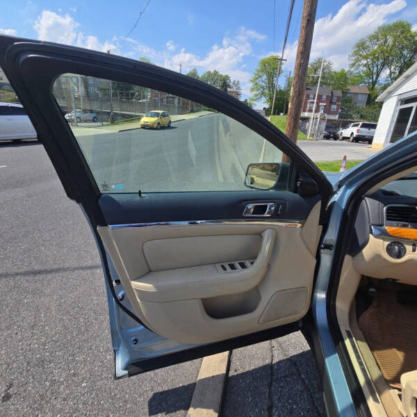 2009 Lincoln MKS